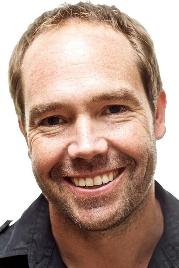 Фото  (Cameron Box)