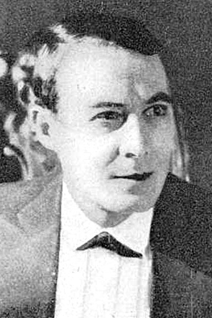 Фото  (Fred Montague)