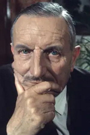 Фото  (Tyrone Guthrie)