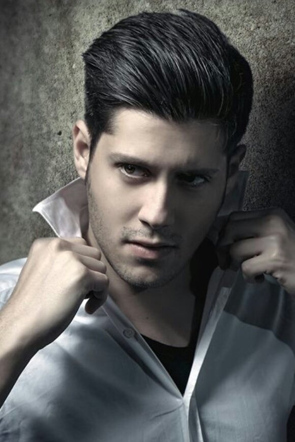 Фото  (Michael Righini)