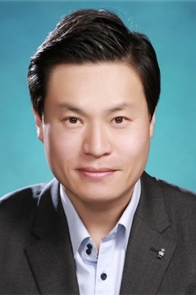 Фото  (Park Seong-gyoon)