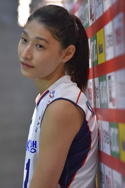 Фото  (Kim Yeon-koung)