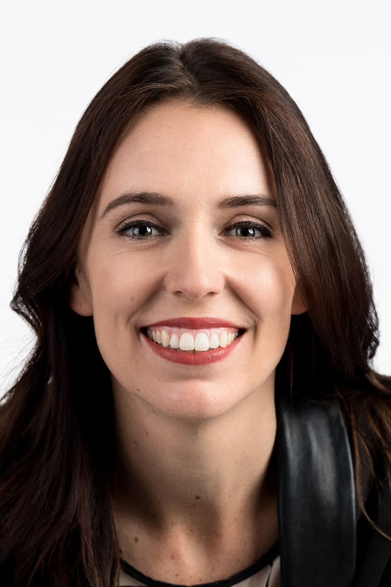 Фото  (Jacinda Ardern)