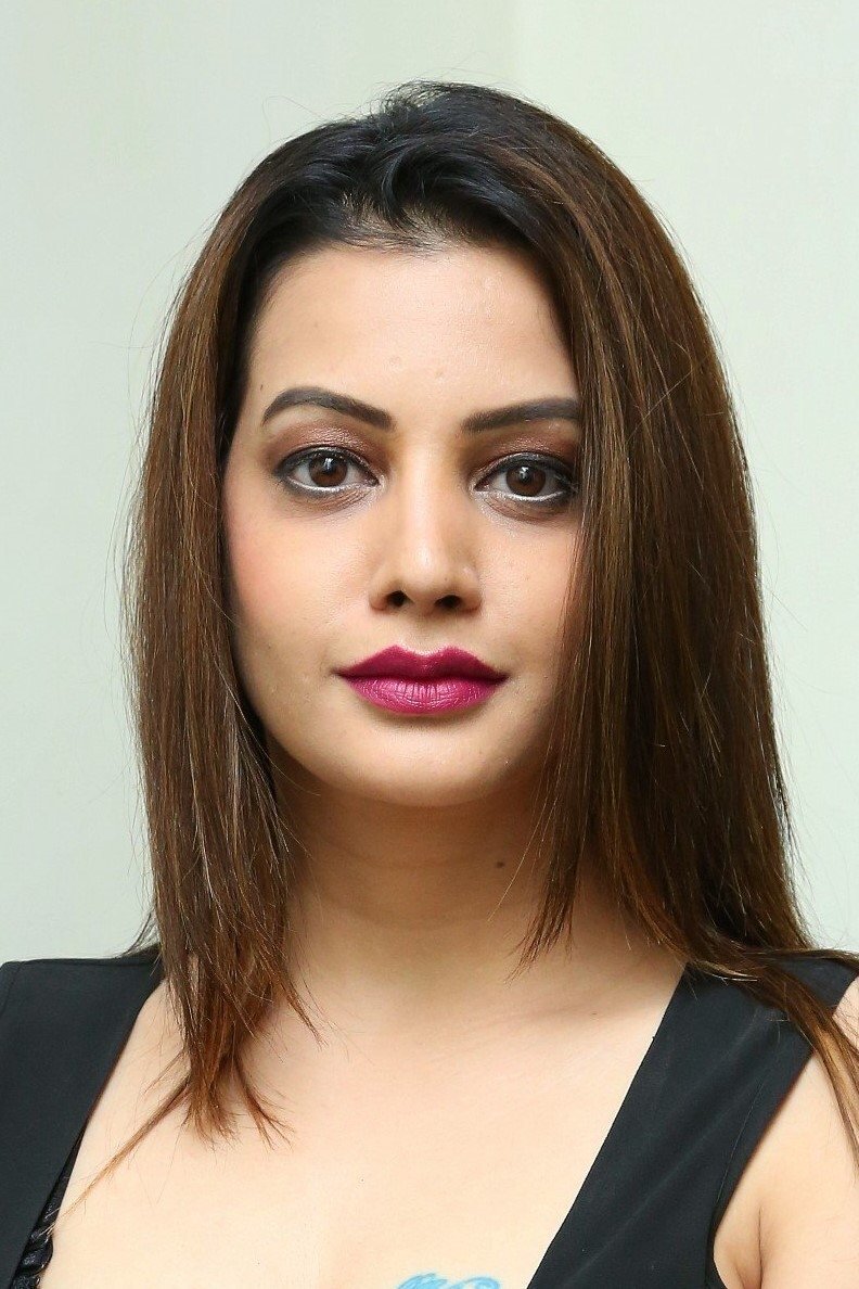 Фото  (Diksha Panth)
