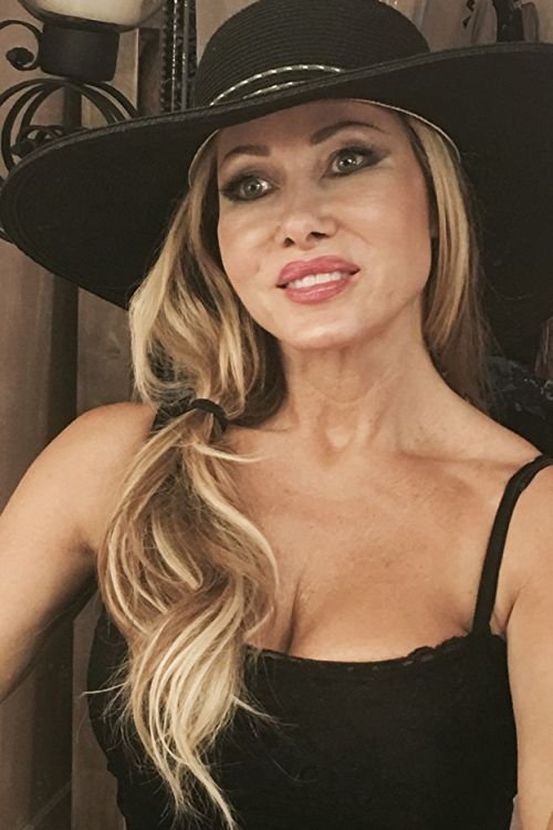 Фото  (Stephanie Lynn Styles)