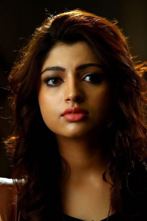 Фото  (Akanksha Puri)