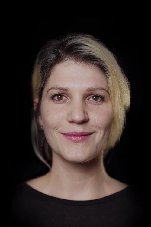Фото  (Lili Villányi)