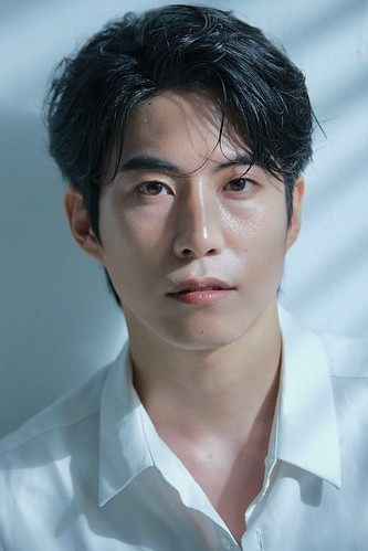 Фото  (Seol Jun-su)