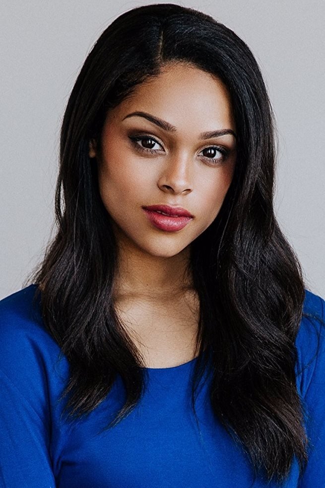 Фото Ешлі Сантос (Ash Santos)