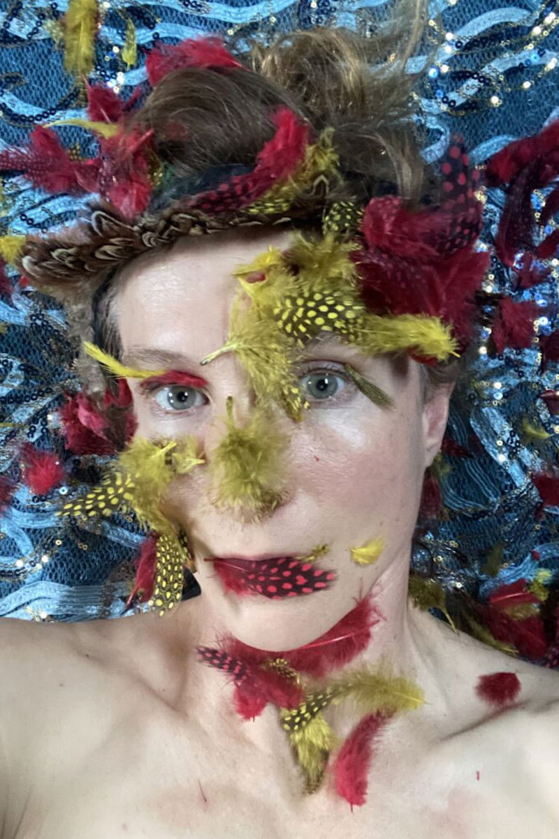 Фото  (Iona Kewney)