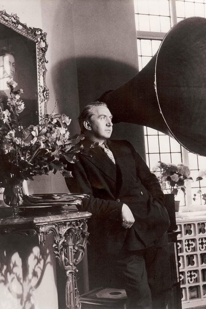 Фото Браян Дезмонд Герст (Brian Desmond Hurst)