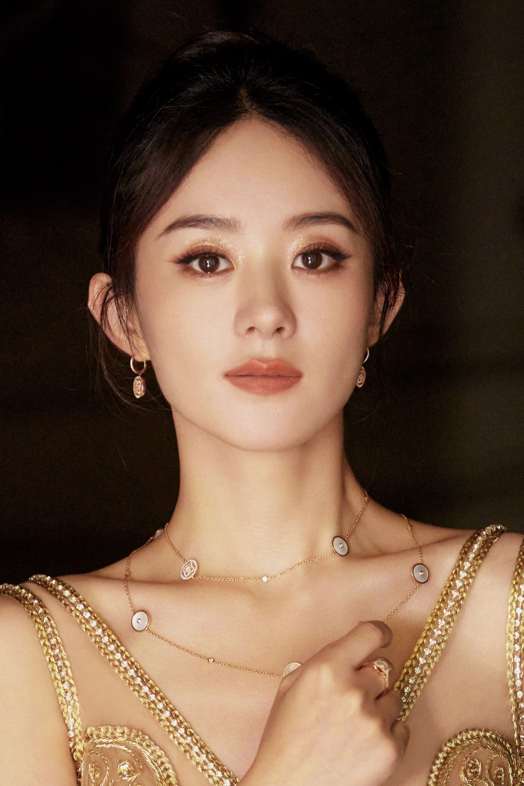 Фото Чжао Ліін (Zhao Liying)