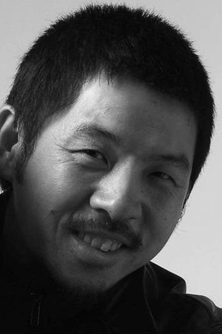 Фото  (Liu Aiguo)
