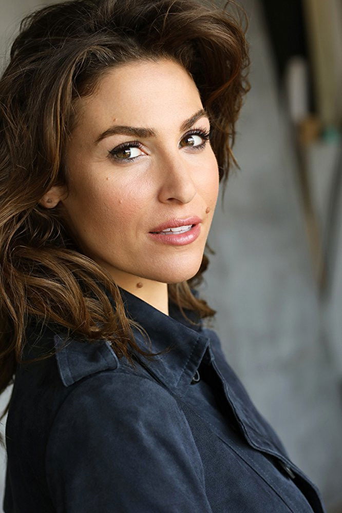 Фото  (Cole Crawford)