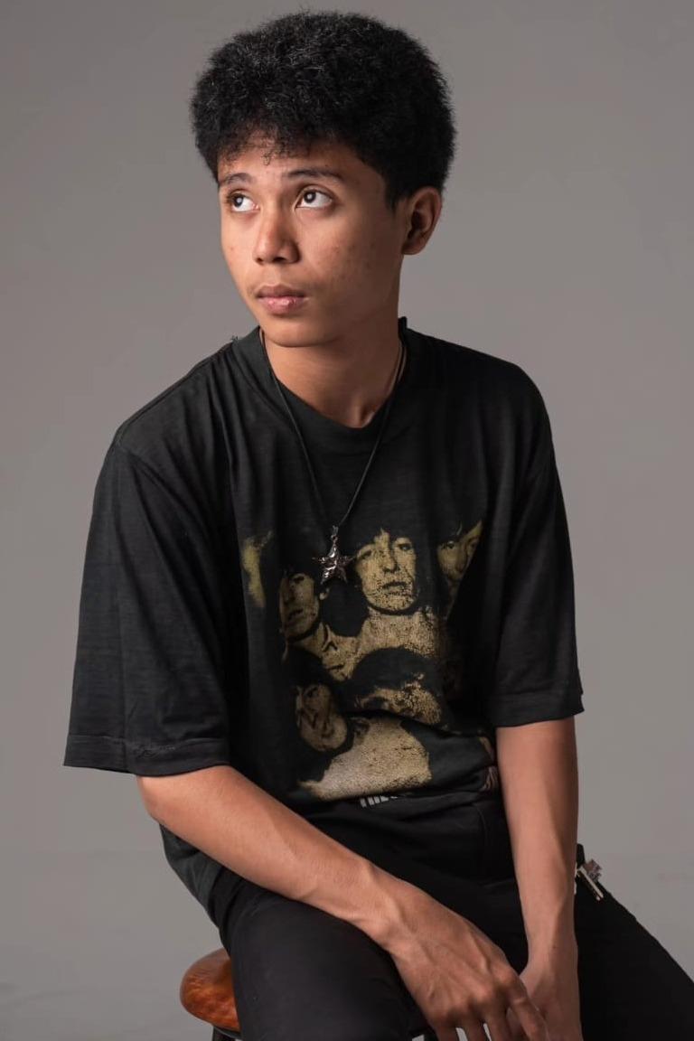 Фото  (Adam Burhanudin)