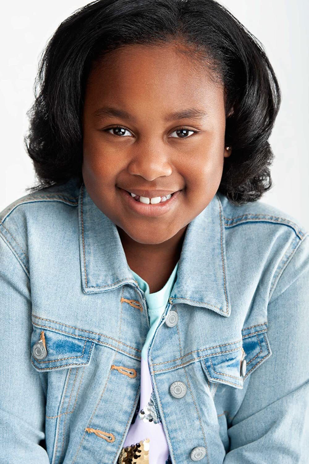 Фото  (Alayna Burgess)