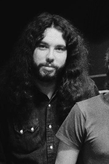 Фото  (Gary Van Scyoc)