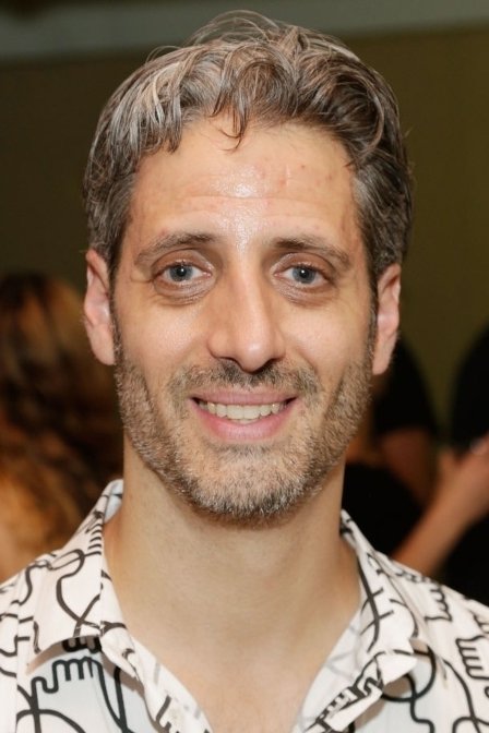 Фото  (Josh Saviano)