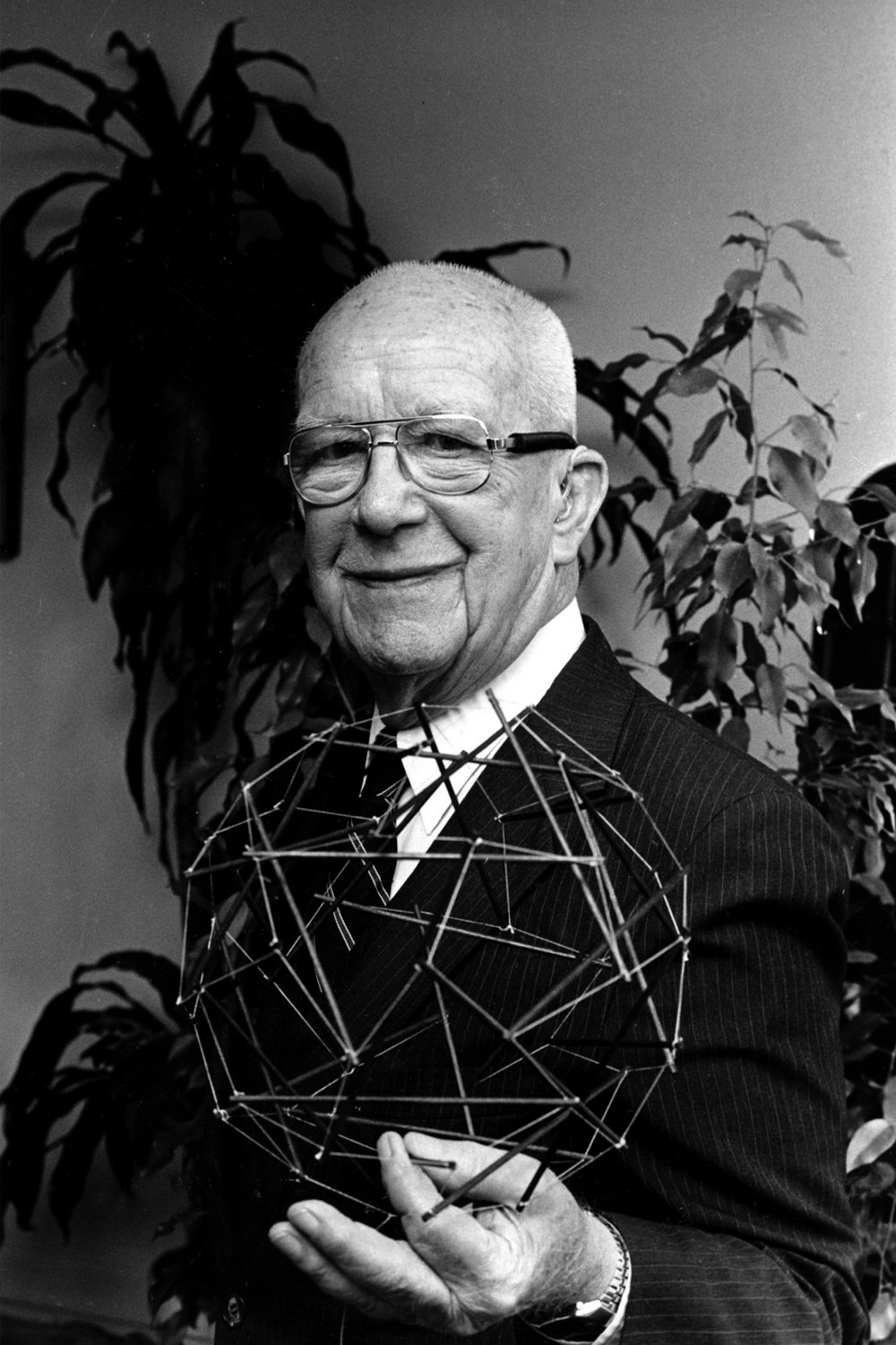 Фото  (Buckminster Fuller)