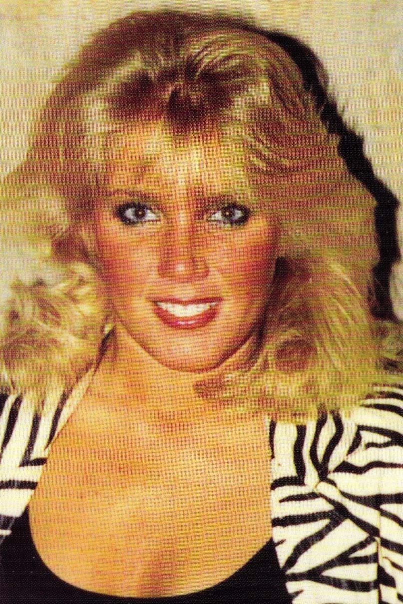 Фото  (Nickla Roberts)