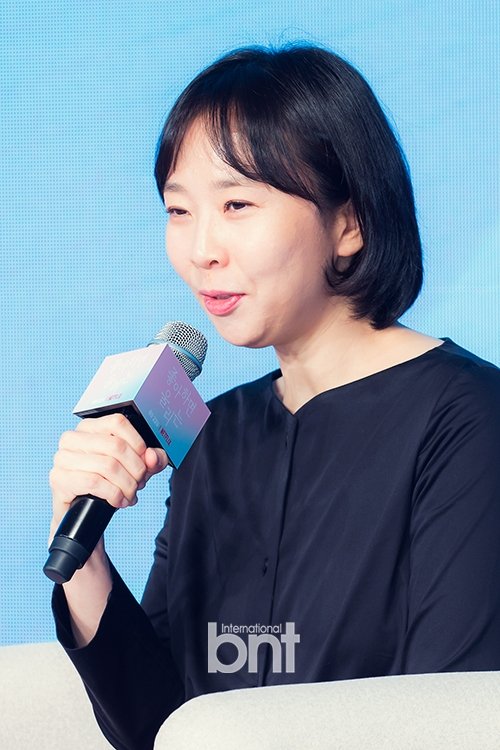 Фото  (Lee Na-jeong)