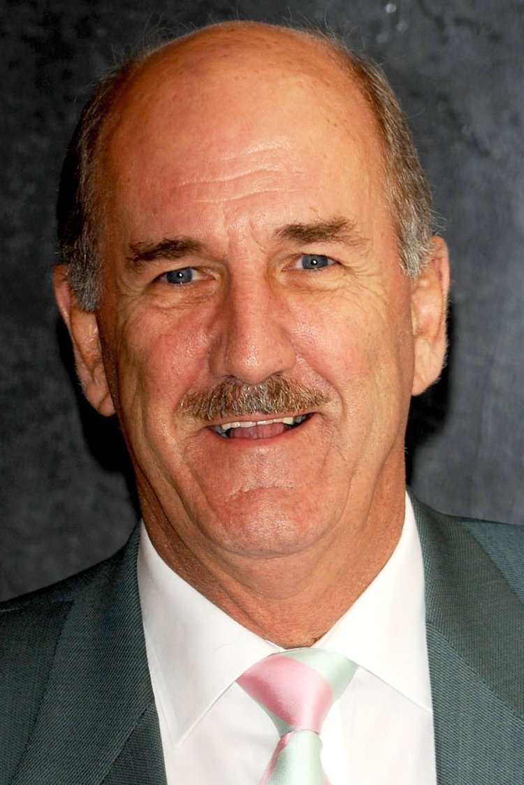 Фото  (Russ Abbot)