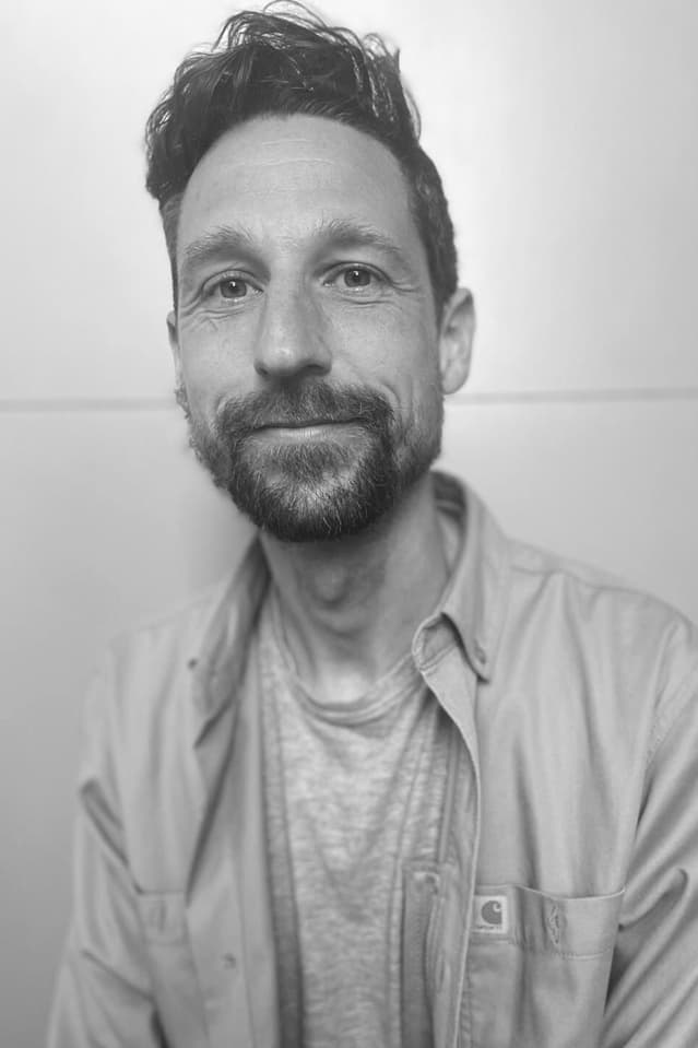 Фото  (John English)