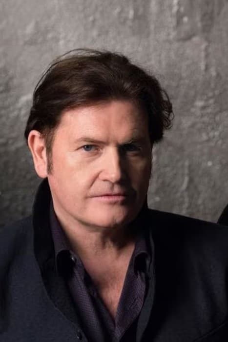 Фото  (Charlie Burchill)