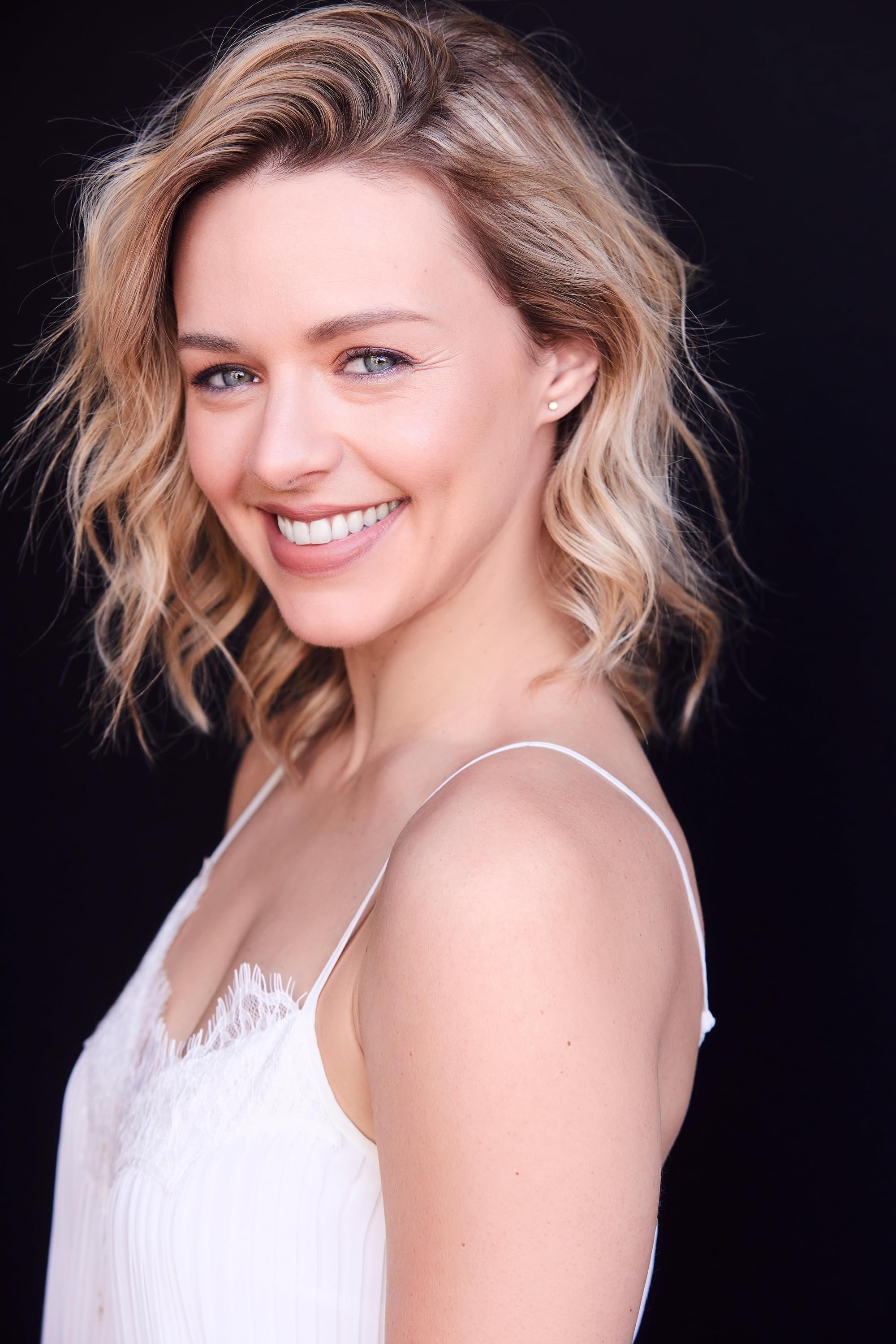 Фото  (Ashley Dakin)