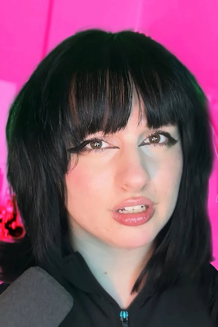 Фото  (Frankie Fey)