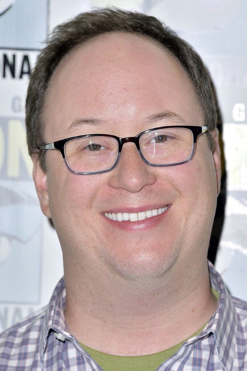 Фото  (Mike McMahan)