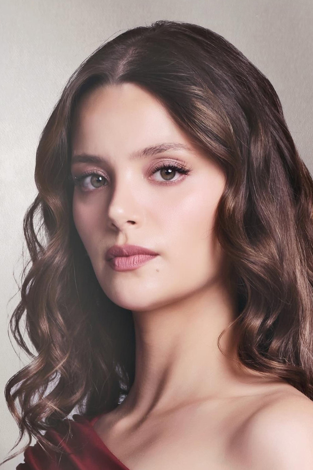 Фото  (Leyla Tanlar)