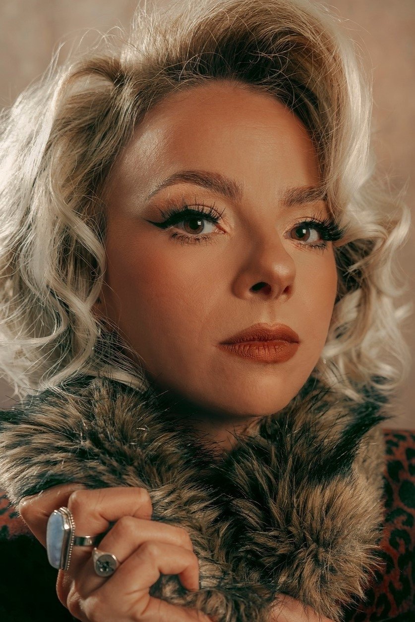 Фото  (Samantha Fish)