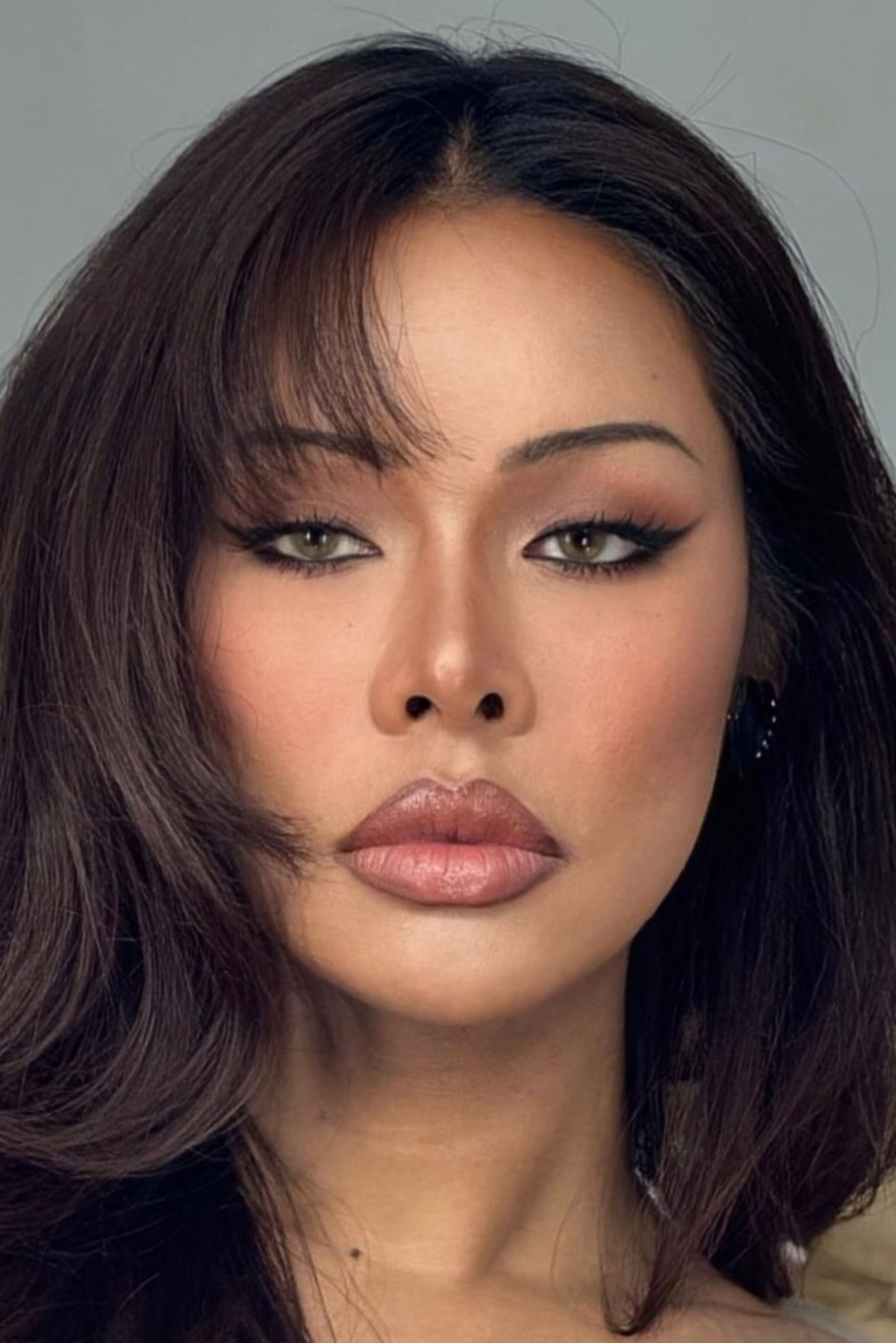 Фото  (Wanchaloem Chamneanphon)