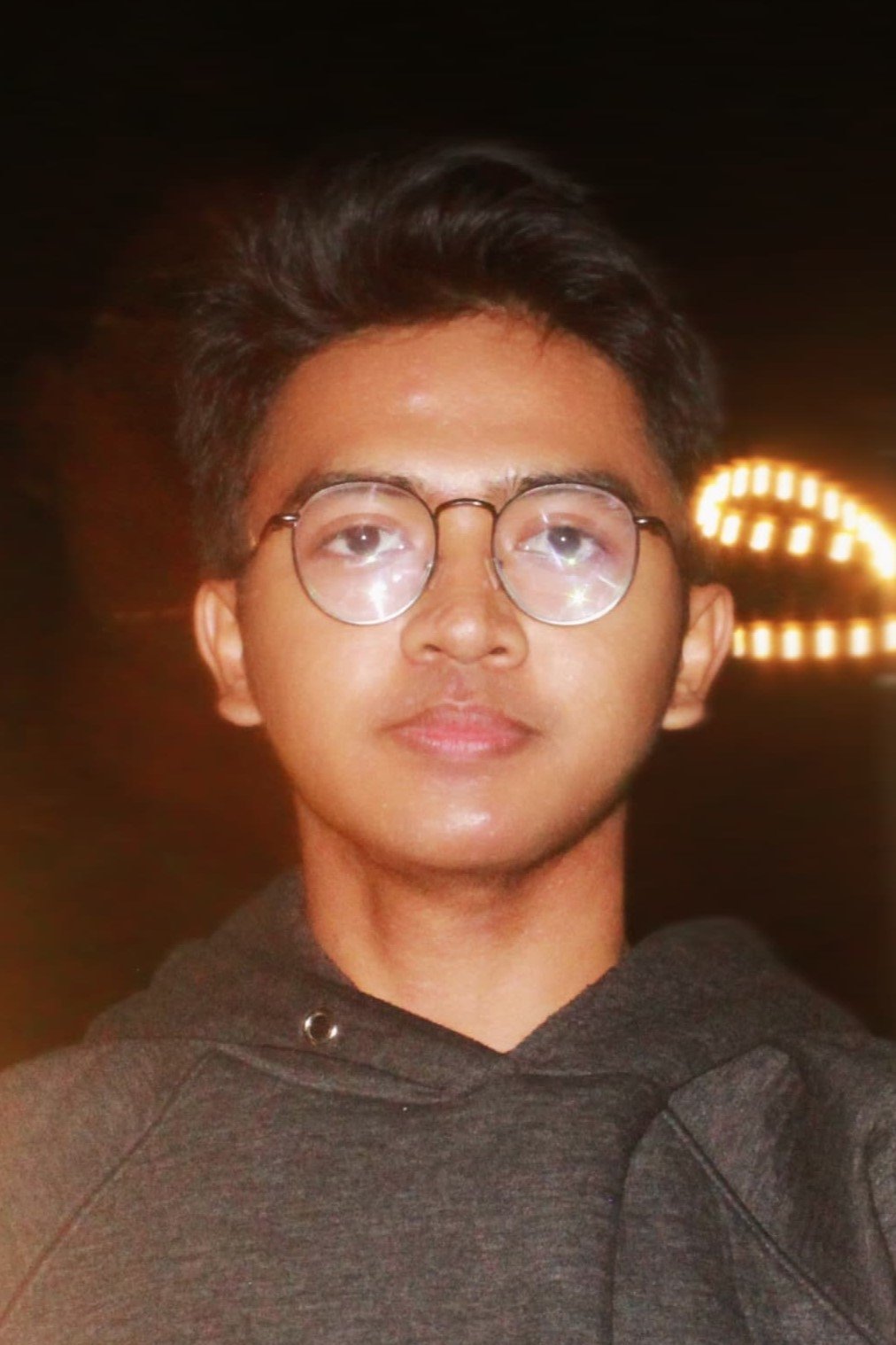 Фото  (Dhendi Syafa)