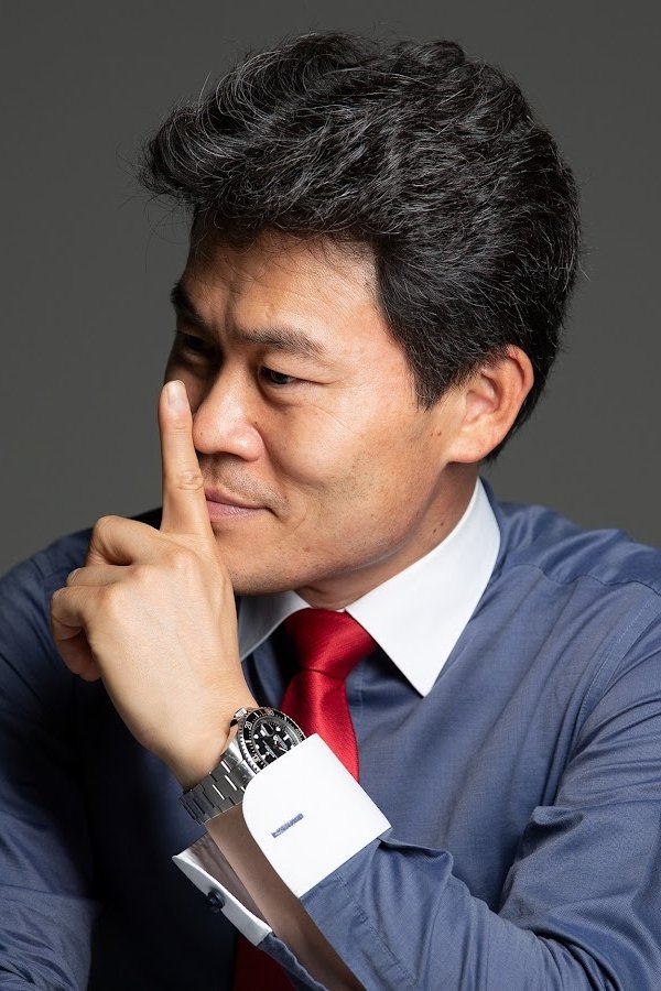 Фото  (Jeon Han-gil)