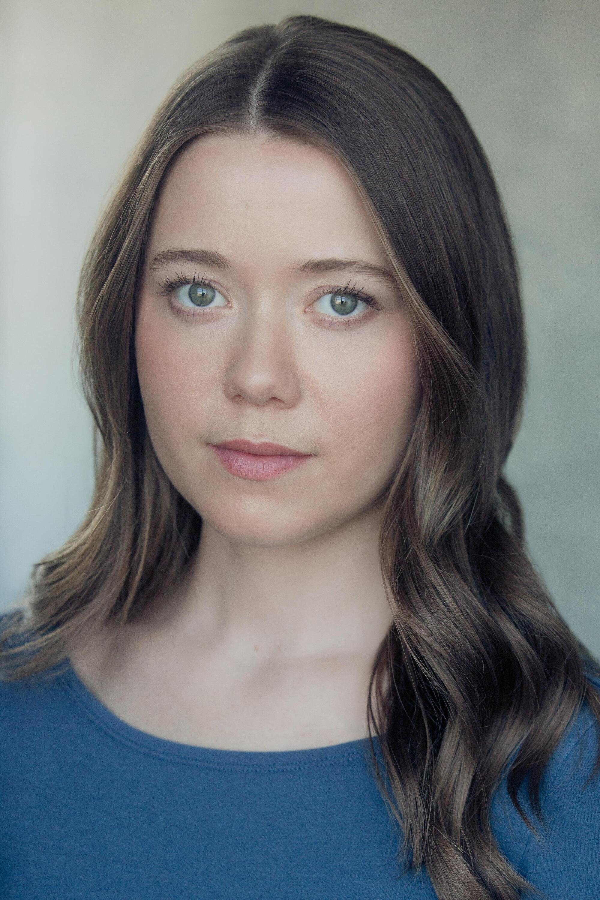 Фото  (Rose Galbraith)