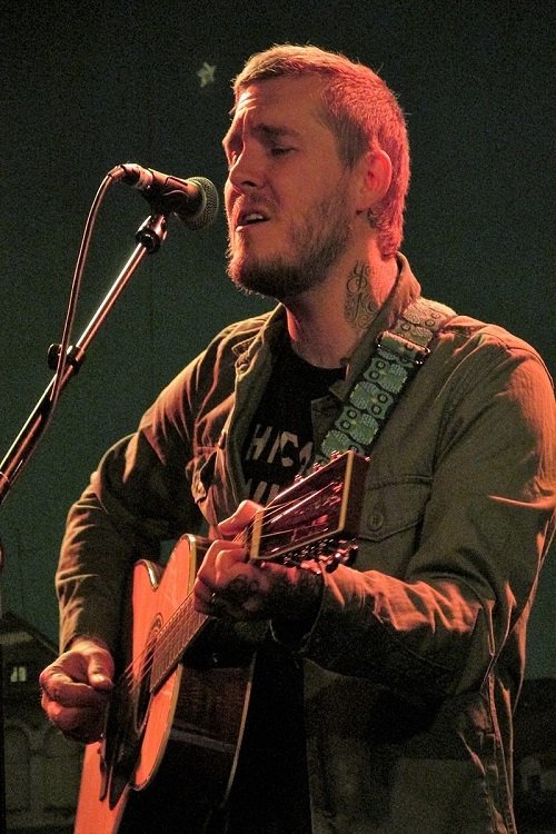 Фото  (Brian Fallon)