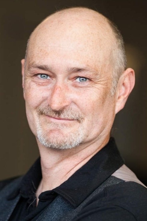 Фото  (Adam Brookfield)