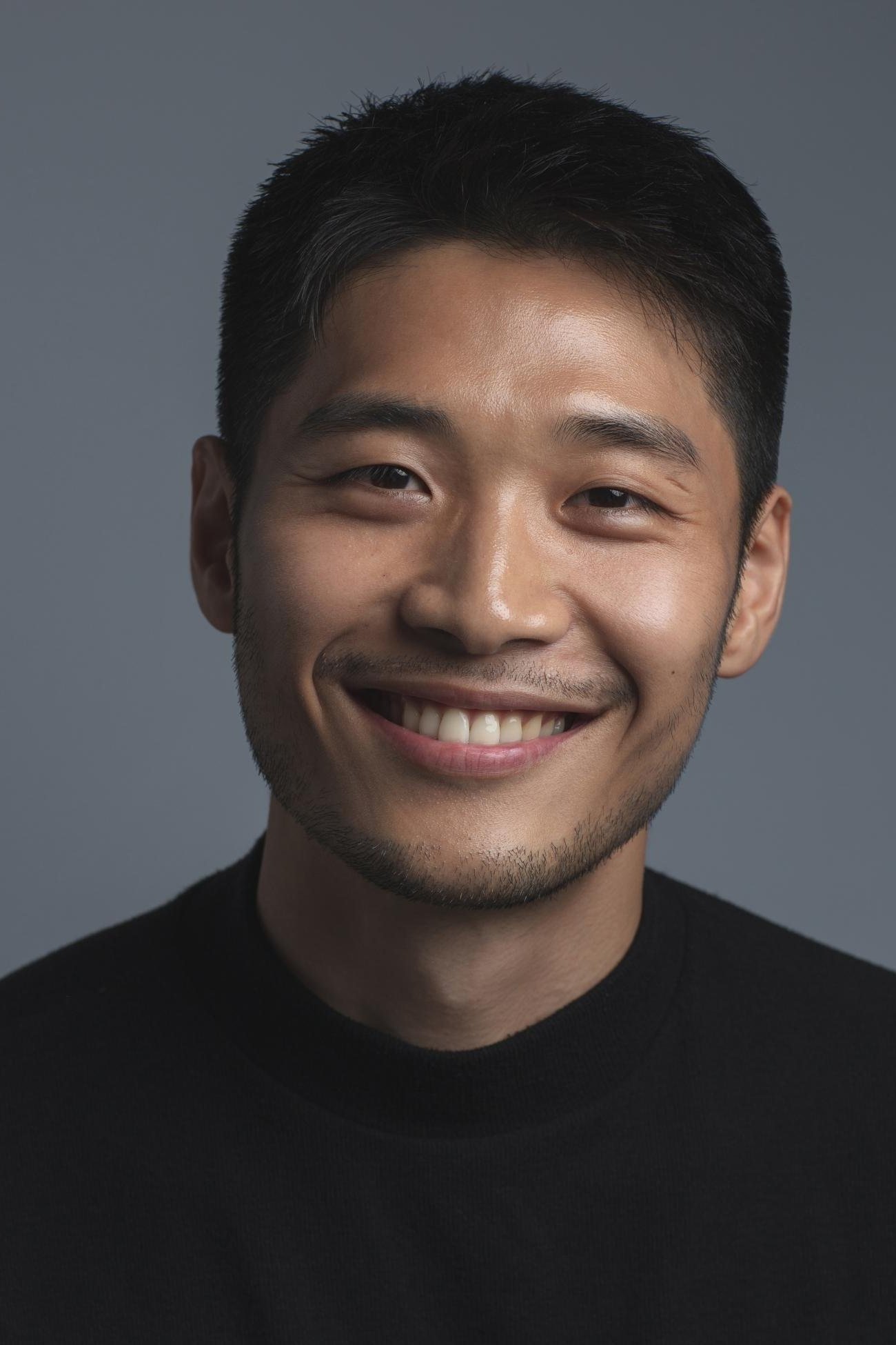 Фото  (Shin Jin-young)