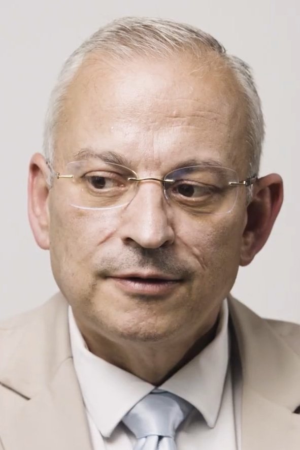 Фото  (Javier María Pérez-Roldán Suanzes-Carpegna)