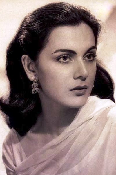 Фото  (Priya Rajvansh)