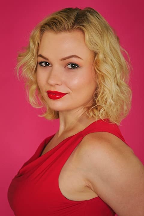 Фото  (Victoria Strange)