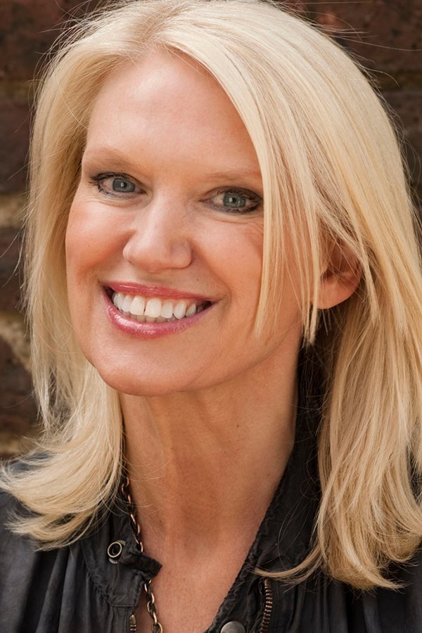 Фото  (Anneka Rice)