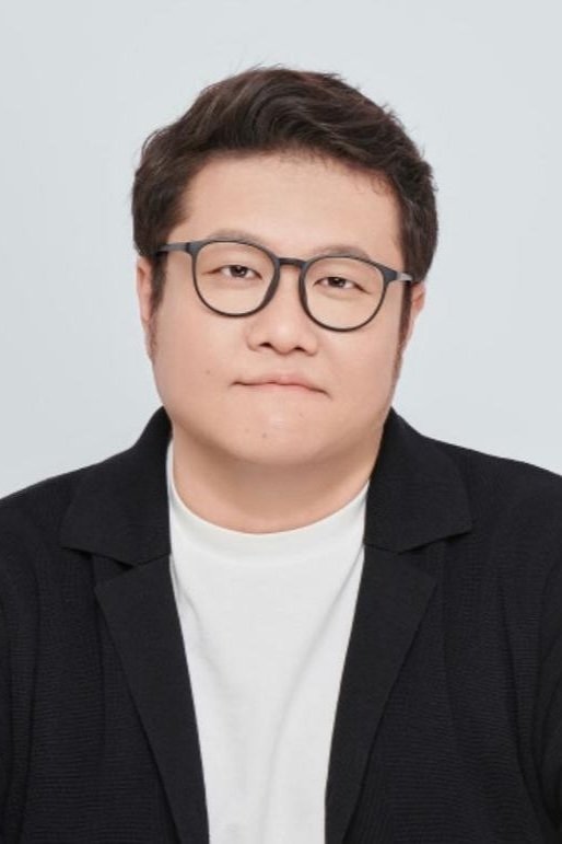 Фото  (Zou Jing)