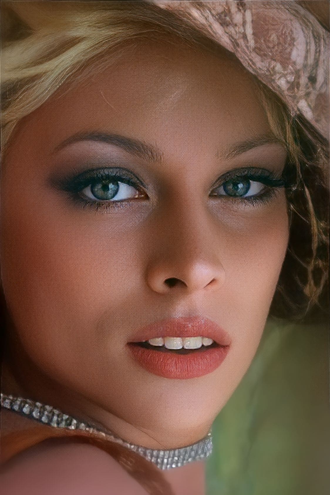 Фото  (Gina Janssen)