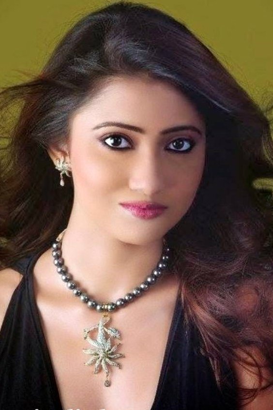 Фото  (Sampurna Lahiri)