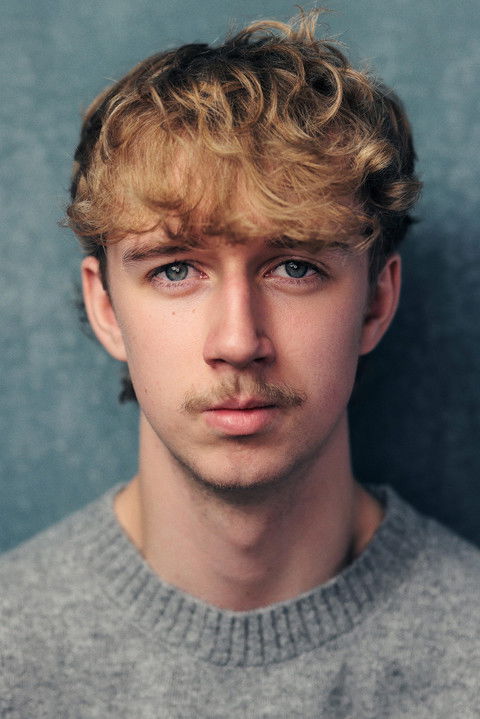 Фото  (Cody Mitchell)