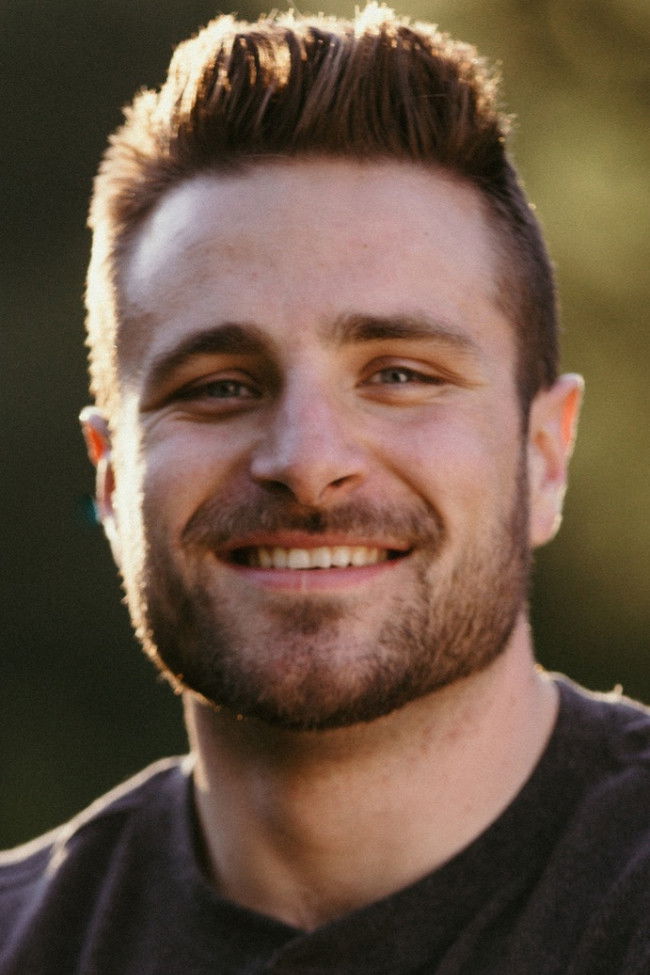 Фото  (Cameron Gallagher)