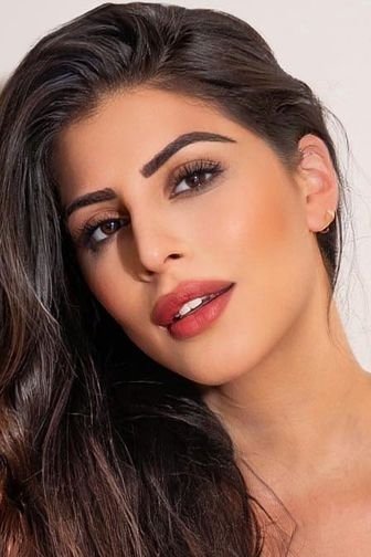 Фото  (Karishma Kotak)